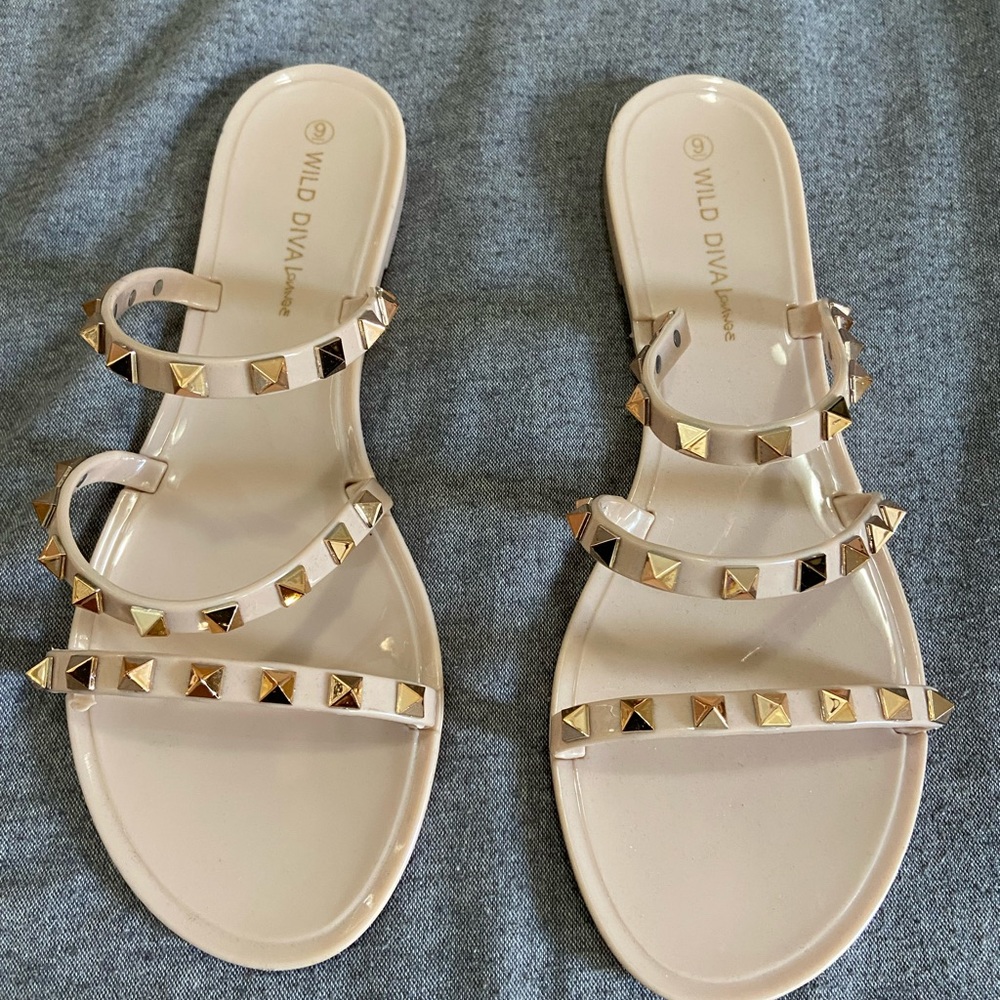 Wild Diva Studded Strappy Jelly Flats
